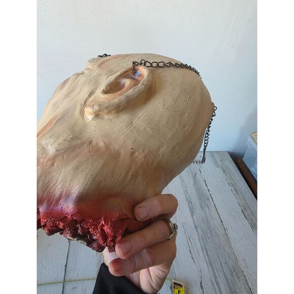 Vintage hanging head chains rubber beheaded Halloween prop life like realistic s - Picture 8 of 8